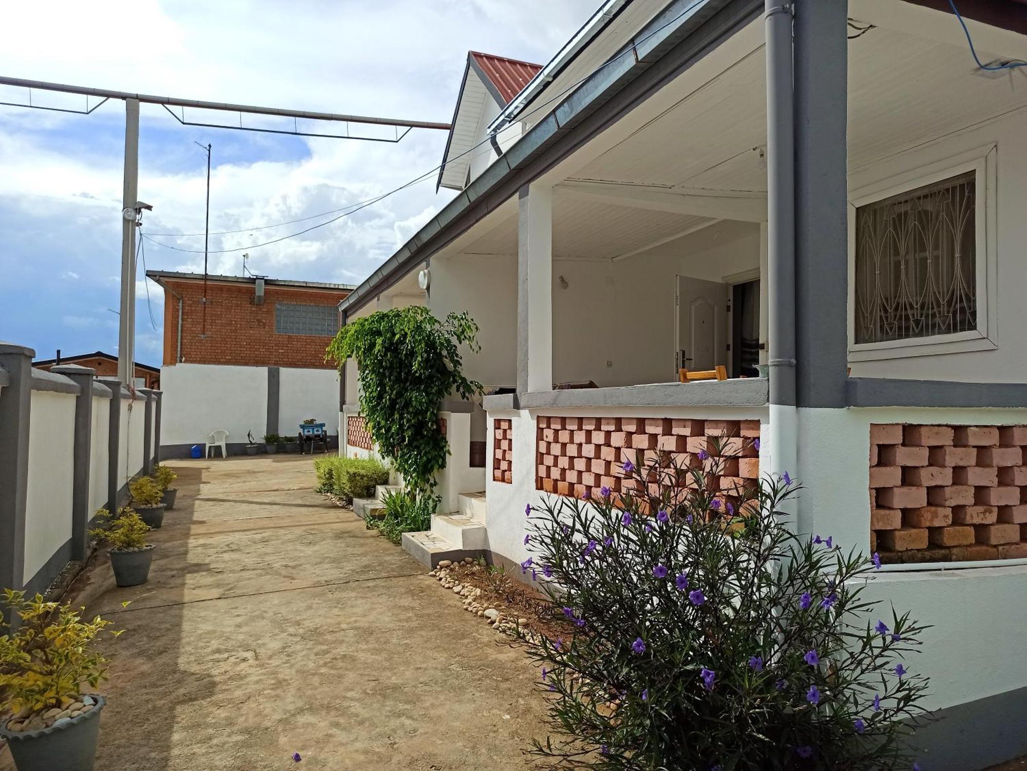Chez Jeanne Chambre D'Hote Antananarivo Esterno foto